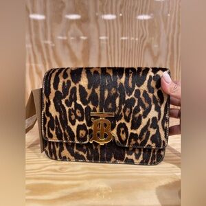 Burberry Printed Shoulder Bag Gold With Chain Strap